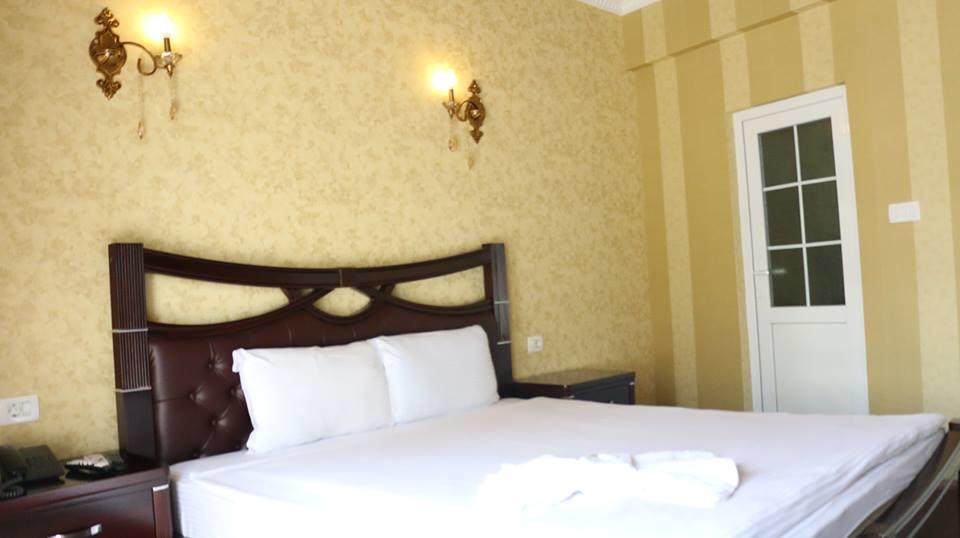 Hotel Begolli Приштина Экстерьер фото