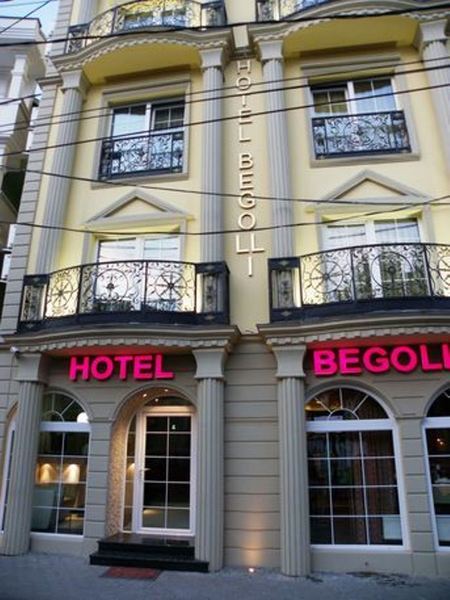 Hotel Begolli Приштина Экстерьер фото