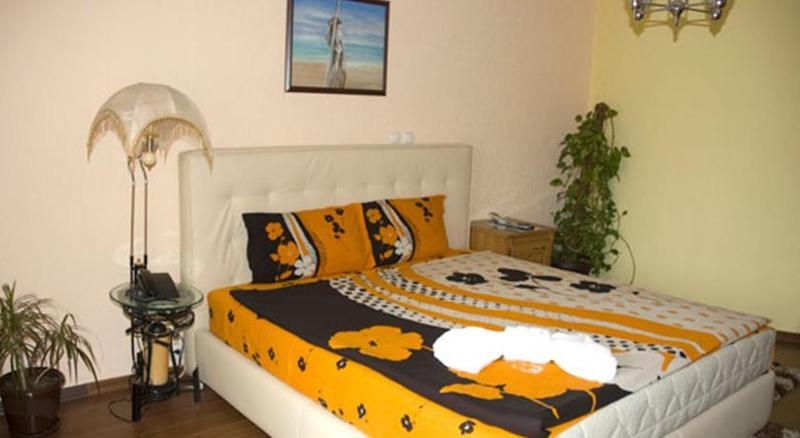 Hotel Begolli Приштина Экстерьер фото