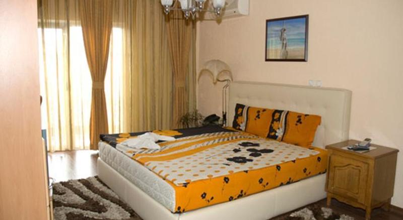 Hotel Begolli Приштина Экстерьер фото