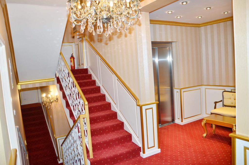 Hotel Begolli Приштина Экстерьер фото