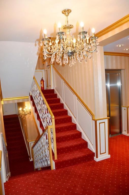 Hotel Begolli Приштина Экстерьер фото