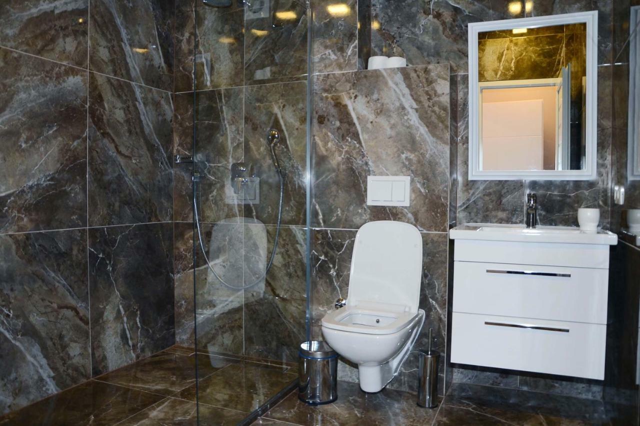 Hotel Begolli Приштина Экстерьер фото